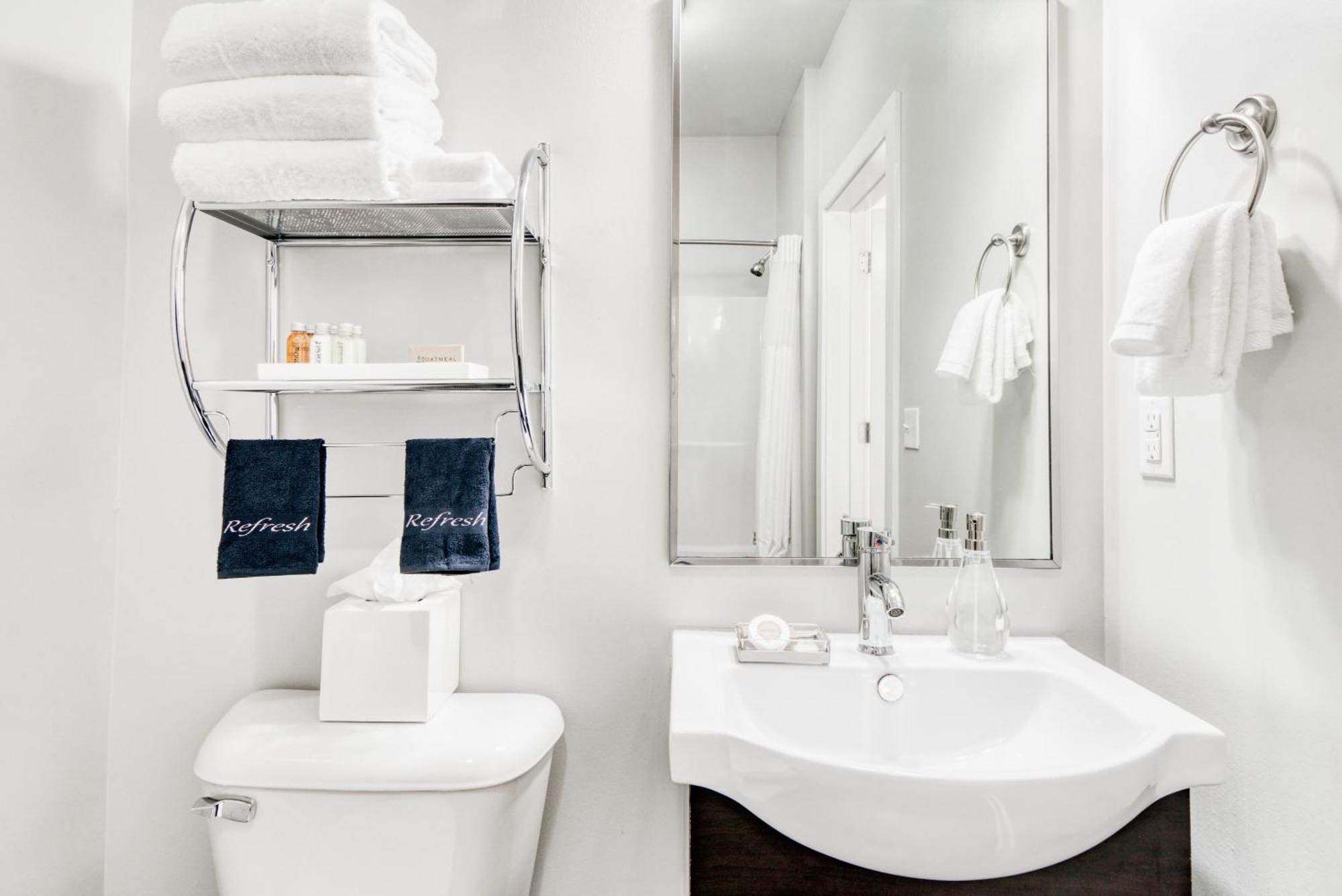 Cozysuites Music Row Bold 1Br W Free Parking Нашвил Екстериор снимка
